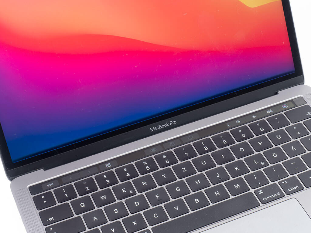 ¿Cómo saber qué pantalla tiene mi MacBook Pro?