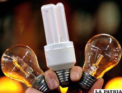 ¿Cuáles son las ventajas y desventajas de una lámpara?