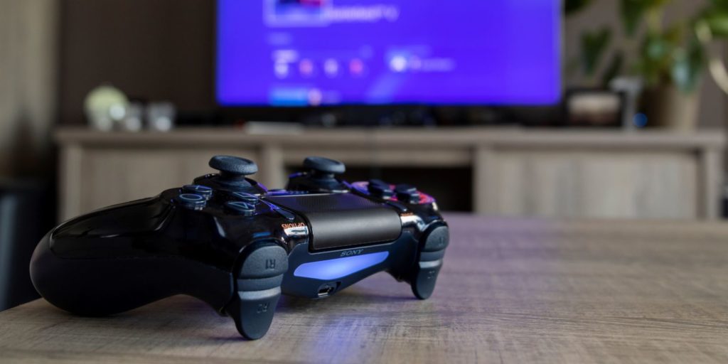 ¿Qué hacer cuando el mando de PS4 no prende?